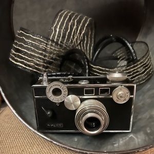 Vintage Argus  f/3.5 50mm Coated Cintar Camera